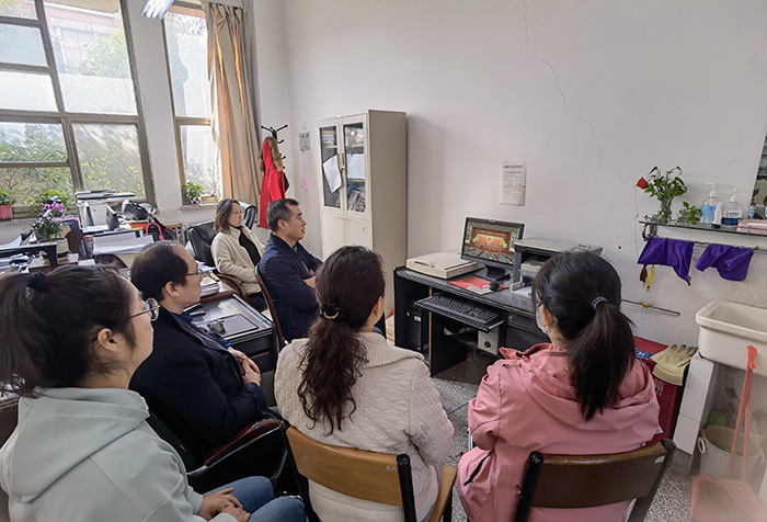 红杏视频
组织师生观看2022年全国两会1.jpg