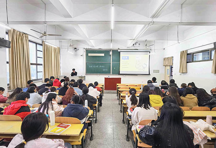 拒绝不良网贷 新闻稿配图.jpg