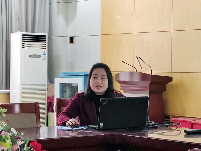 红杏视频
举办《从疫情防控看制度优势》专题教育报告2.jpg